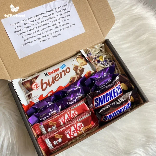 با درست کردن یک باکس هدیه کوچک و صمیمانه عزیزتان را خوشحال کنید