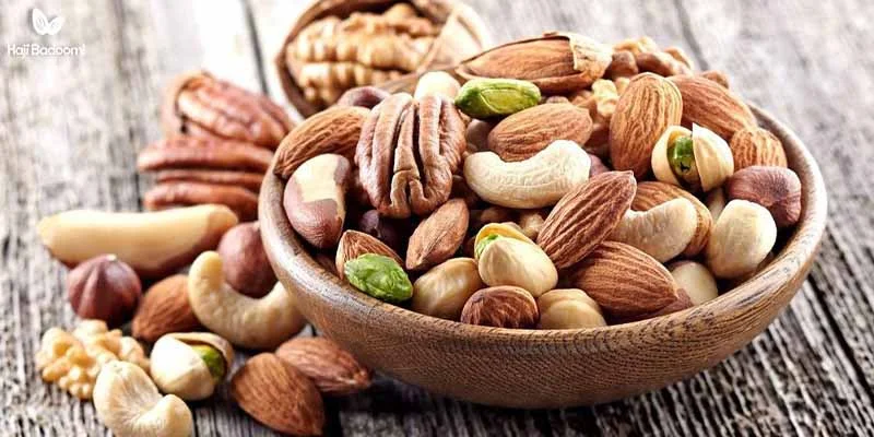 دهانت را میبویند مبادا آجیل شب عید خورده باشی!