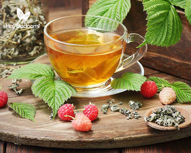 کاهش دردهای قاعدگی به کمک دمنوش برگ تمشک