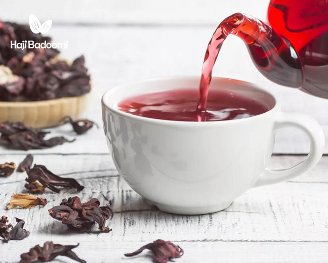 13. دمنوش ریشه گل ختمی بهترین دمنوش برای دل پیچه و اسهال