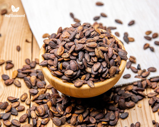 فواید مصرف تخمه هندوانه برای پوست