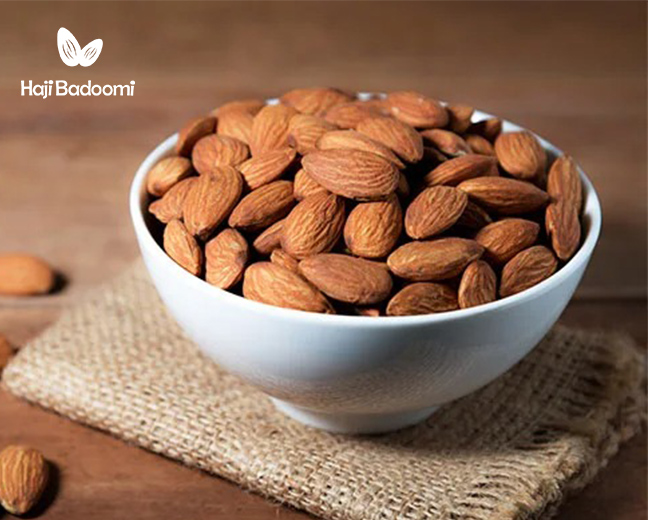 فواید بادام آجیل چهارمغز