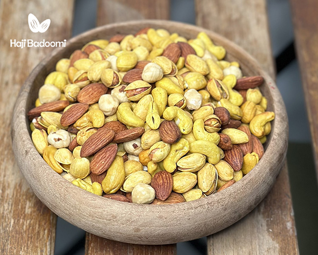 فواید مصرف مداوم آجیل چهار مغز