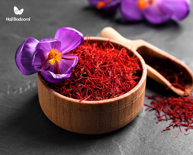 علت مفید بودن زعفران برای مو