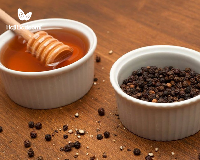 18. تقویت قوای جنسی مردان از خواص فلفل سیاه و عسل