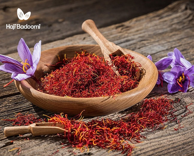 1. کاهش اضطراب و بهبود خلق‌وخو از خواص زعفران برای زنان