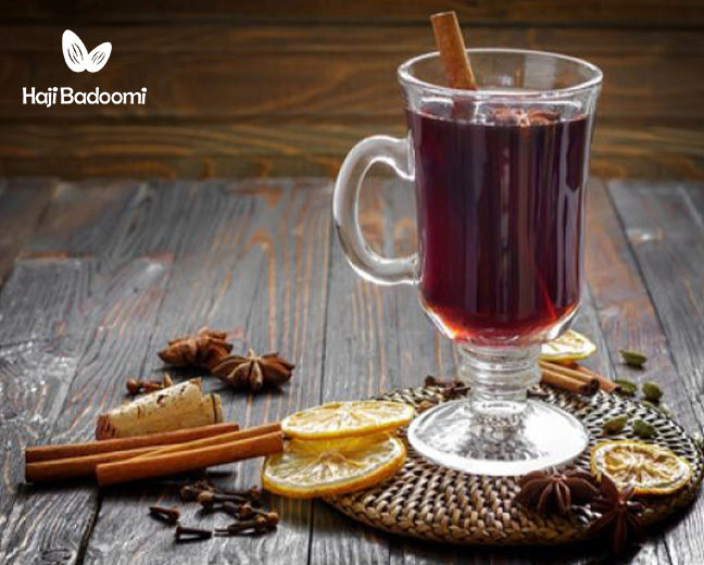 6. دمنوش چای سبز، لیمو و انار بهترین دمنوش برای شب یلدا