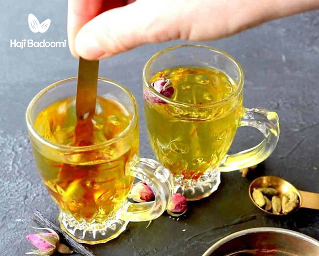 10. دمنوش ترکیبی بهارنارنج، میخک، گل محمدی، هل و رزماری