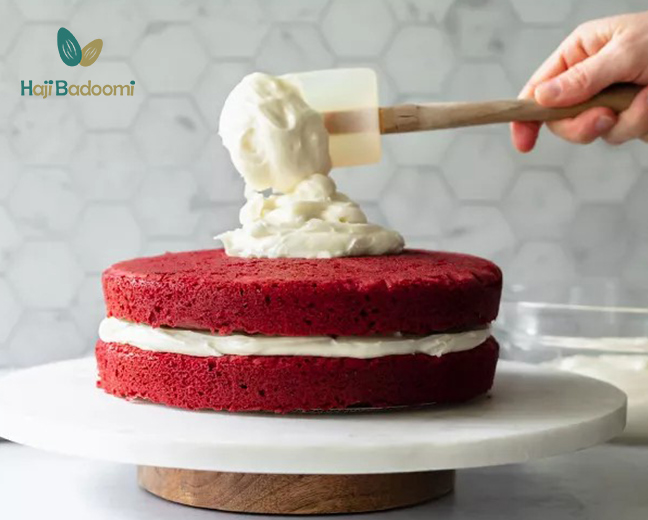 تهیه کیک یلدایی بدون فر