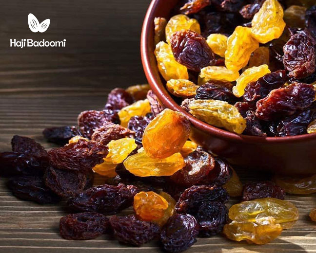 1.کشمش و مویز یلدایی