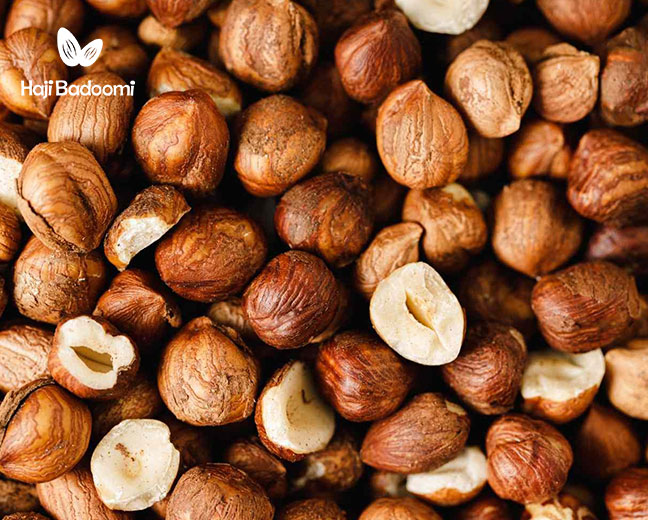 فندق از محبوب ترین آجیل ها در پک های شب یلدا