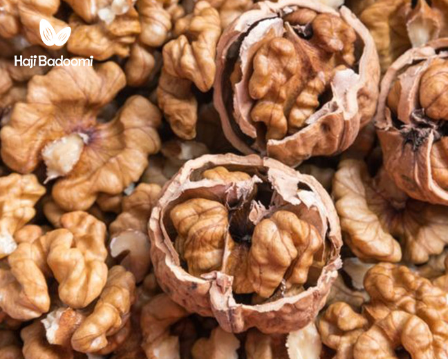 گردو آجیل محبوب پک های شب چله