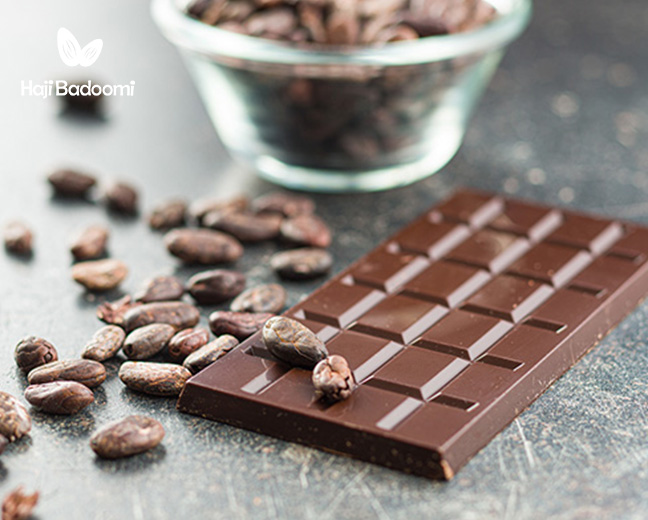 2. روش آب کردن شکلات تخته ای و چیپس شکلات روی اجاق گاز