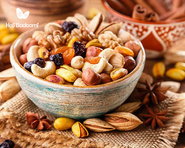 2. تامین انرژی پایدار در طول روز از خواص آجیل در ماه رمضان