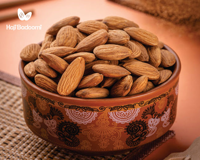 تجمع چربی در ناحیه شکم با خوردن بادام