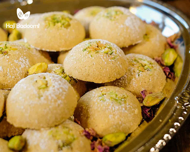 طرز تهیه شیرینی نخودچی با آرد سفید