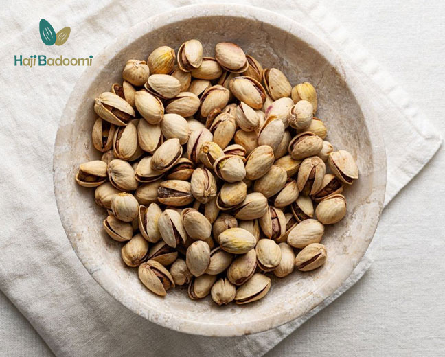 فواید پسته برای رحم