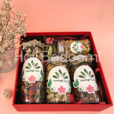 باکس هدیه آجیل - شکلات