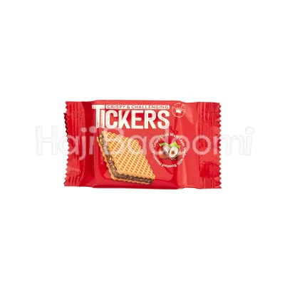 ویفر تیکرز کاکائویی فندقی با تکه های فندق