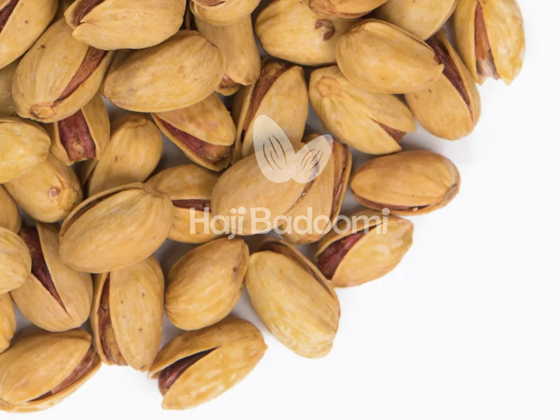 نمایی از پسته احمد آقایی درجه یک شور