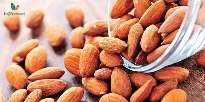 سلامت پوست و مو با بادام