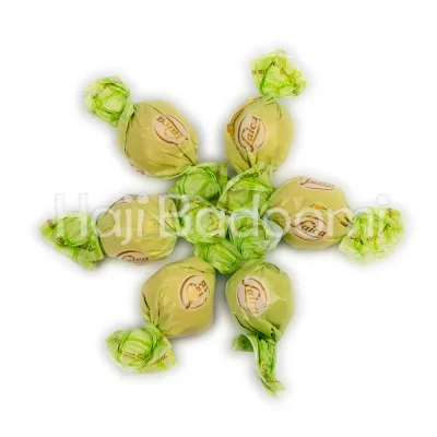 شکلات لایکا پرالین سبز با مغز غلات و فندق