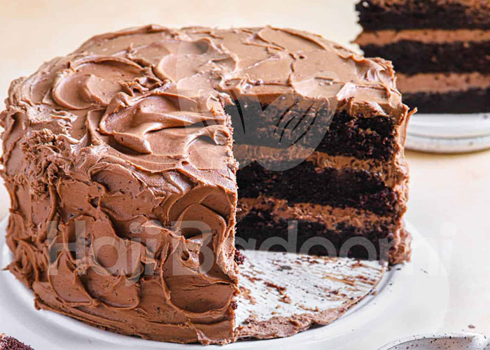 استفاده از شکلات تخته ای روی کیک