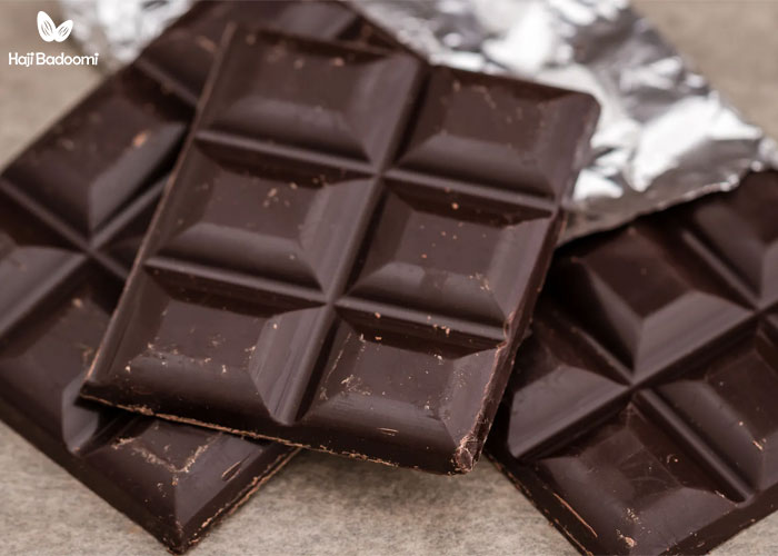مقدار توصیه شده‌ی مصرف روزانه‌ی شکلات تلخ