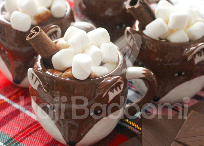 تهیه‌ی یک هات چاکلت خوشمزه با شکلات تخته ای