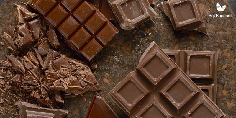 مقایسه ی شکلات تلخ و شکلات های شیری